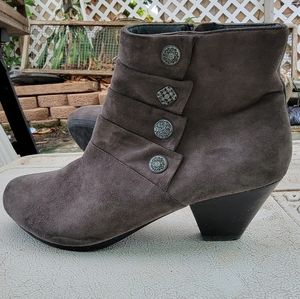 Dansko Suede Button Accent Slouch Boots 41